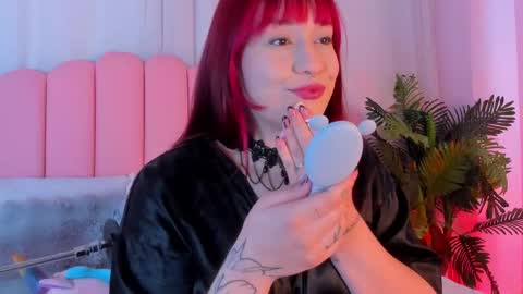 Snapshot of aurora_sweet2 chatting on October 21, 1:17 am Madison online show from October 21, 1:17 am