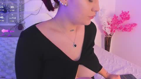 Snapshot of aurora_sweet2 chatting on October 25, 6:35 pm Madison online show from October 25, 6:35 pm