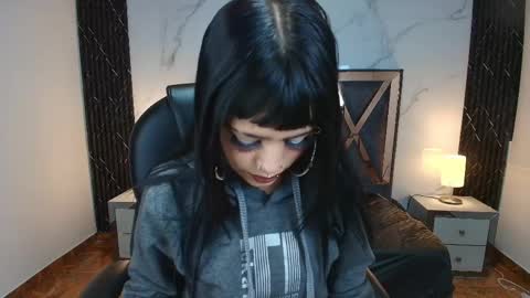 Aurora Diaz online show from May 9, 11:54 pm