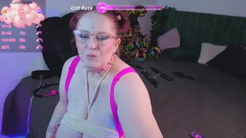 Snapshot of auroraenigma chatting on December 4, 1:20 pm auroraenigma online show from December 4, 1:20 pm