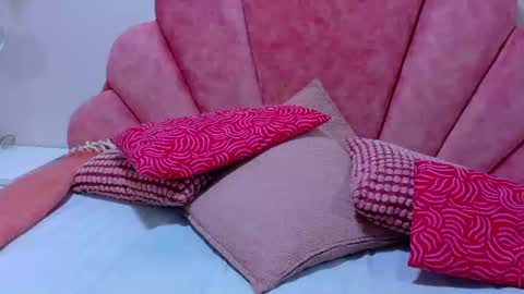 AURORA  online show from June 24, 2:32 am