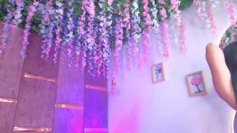 aurora online show from November 29, 8:12 pm