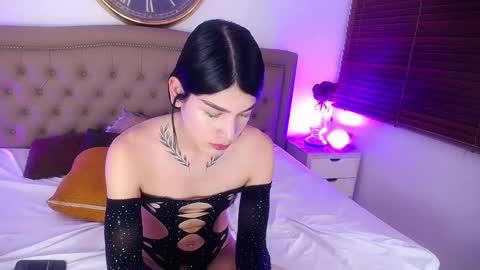 Snapshot of auroraricci chatting on October 3, 2:14 pm Aurora Ricci online show from October 3, 2:14 pm
