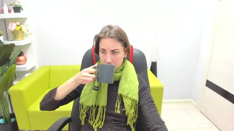 Snapshot of aurorascript chatting on February 3, 7:00 pm Aurora online show from February 3, 7:00 pm