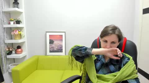 Snapshot of aurorascript chatting on February 27, 4:20 am Aurora online show from February 27, 4:20 am