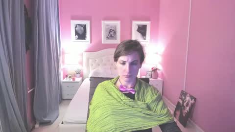 Snapshot of aurorascript chatting on March 12, 7:17 pm Aurora online show from March 12, 7:17 pm