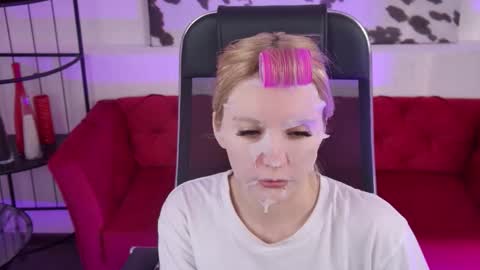 Snapshot of aurorawrenfield chatting on February 25, 4:33 am aurorawrenfield online show from February 25, 4:33 am