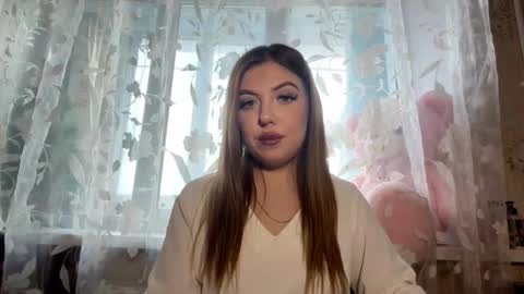 Elizabeth online show from February 9, 12:09 pm