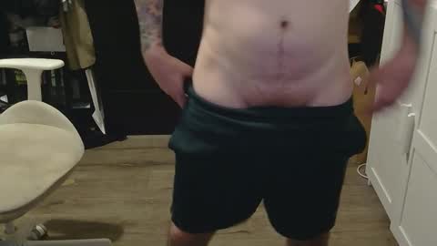 ausmopolitan online show from March 23, 11:09 pm