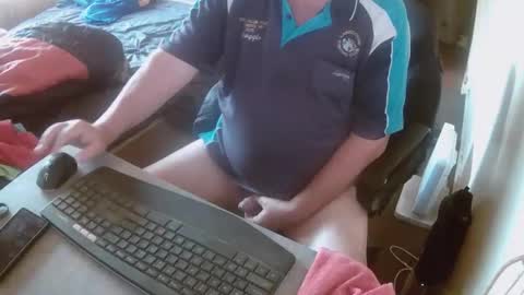 aussiebaker online show from May 11, 12:05 am