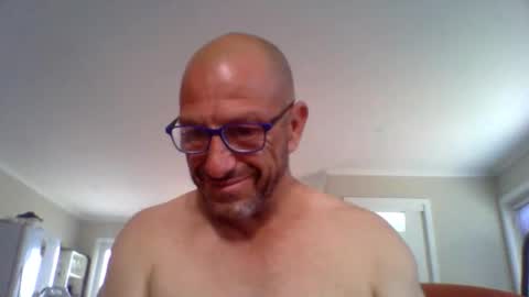 aussieguy59660 online show from November 15, 11:32 pm