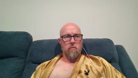 Snapshot of aussieguy73 chatting on November 15, 12:34 pm aussieguy73 online show from November 15, 12:34 pm