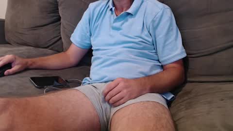 AussieDeviantsAnomymous online show from January 6, 8:18 pm