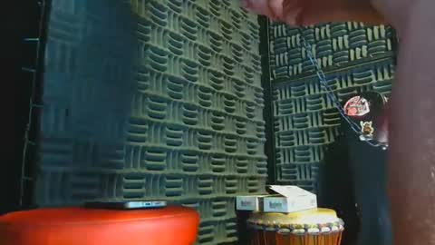 aussieraz online show from February 11, 6:51 am