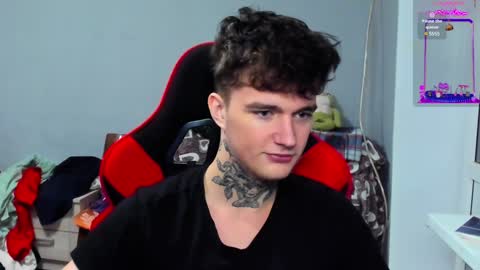 Snapshot of austen_milker chatting on December 26, 8:42 pm Austen online show from December 26, 8:42 pm