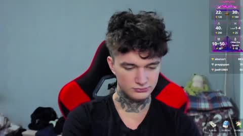 Snapshot of austen_milker chatting on December 28, 9:31 am Austen online show from December 28, 9:31 am