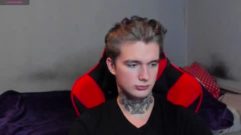 Snapshot of austen_milker chatting on January 31, 10:31 pm Austen online show from January 31, 10:31 pm