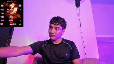 Snapshot of austin_cardieff_ chatting on September 16, 4:35 am Austin online show from September 16, 4:35 am