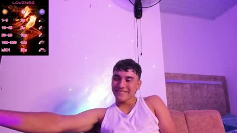 Snapshot of austin_cardieff_ chatting on September 26, 3:43 am Austin online show from September 26, 3:43 am