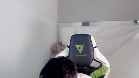 Snapshot of austin_col_ chatting on October 8, 1:53 pm AUSTIN online show from October 8, 1:53 pm