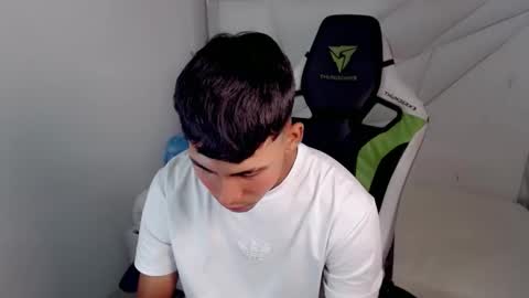 Snapshot of austin_col_ chatting on October 12, 1:54 pm AUSTIN online show from October 12, 1:54 pm