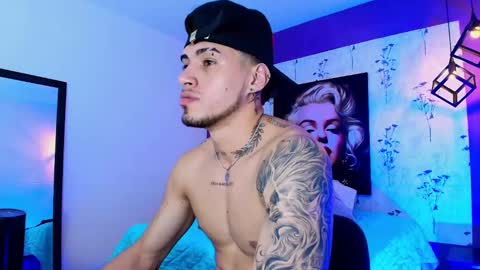 Snapshot of austin_collinss chatting on February 15, 8:44 am AUSTIN online show from February 15, 8:44 am