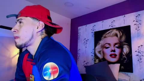 Snapshot of austin_collinss chatting on February 27, 5:02 am AUSTIN online show from February 27, 5:02 am