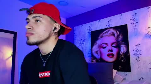 Snapshot of austin_collinss chatting on February 28, 1:26 am AUSTIN online show from February 28, 1:26 am