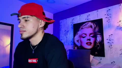 Snapshot of austin_collinss chatting on February 28, 8:09 am AUSTIN online show from February 28, 8:09 am