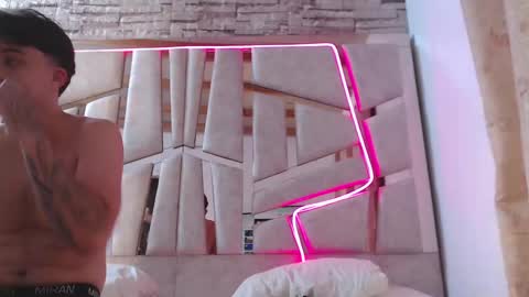 austin_mia45 online show from February 20, 7:34 am