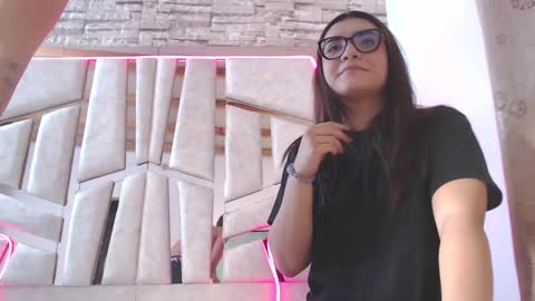 austin_mia45 online show from February 24, 3:02 am