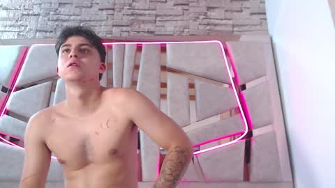 austin_mia45 online show from March 12, 12:53 am