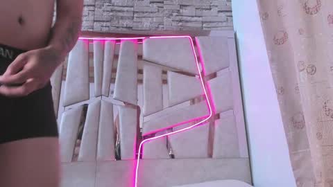 austin_mia45 online show from September 10, 1:49 am