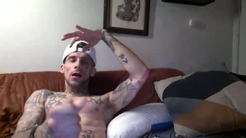 Snapshot of austinisking1916 chatting on December 27, 5:09 am Austin is King online show from December 27, 5:09 am