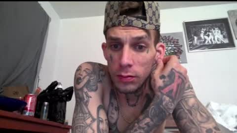 Snapshot of austinisking1916 chatting on January 20, 11:02 am Austin is King online show from January 20, 11:02 am