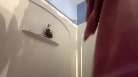 Snapshot of austinmotley1 chatting on April 6, 3:46 pm Austin online show from April 6, 3:46 pm