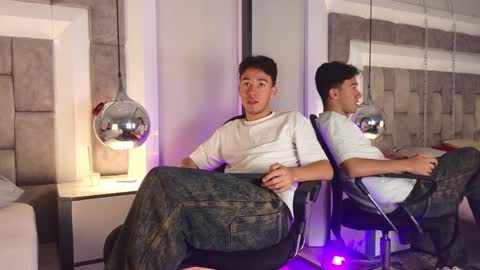 austinreeds online show from May 17, 1:07 pm