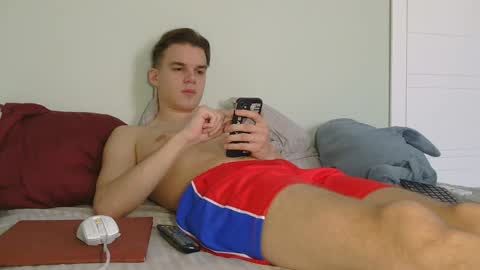 Snapshot of auston_r1ch chatting on January 16, 8:54 am Auston 3 online show from January 16, 8:54 am