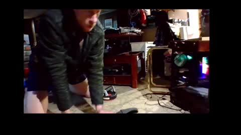 Snapshot of automaticmechanic chatting on December 18, 7:36 am Senior Agua online show from December 18, 7:36 am