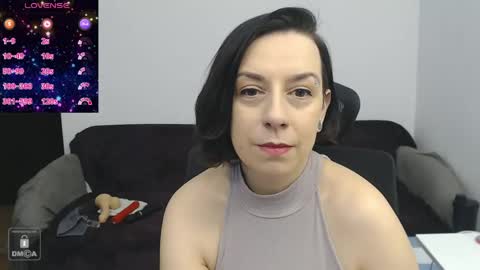 AutumnOpal online show from April 27, 10:30 pm