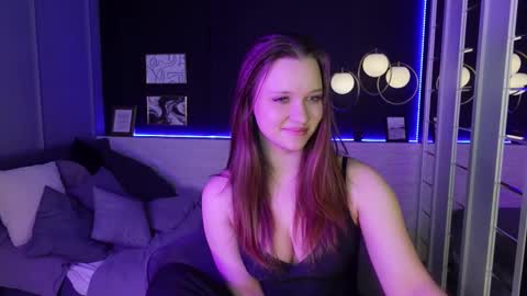 Snapshot of ava__grace chatting on February 11, 5:18 pm Ava online show from February 11, 5:18 pm