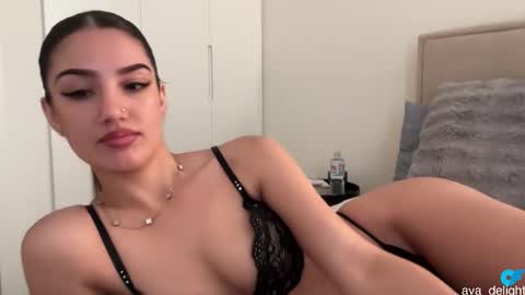 Snapshot of ava_delightt chatting on October 4, 12:41 am Ava  online show from October 4, 12:41 am