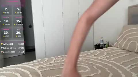 Snapshot of ava_delightt chatting on October 11, 10:08 pm Ava  online show from October 11, 10:08 pm