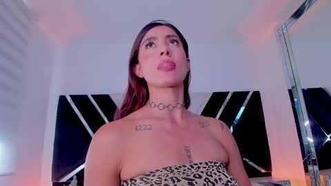 Ava Fontana online show from May 19, 9:54 pm