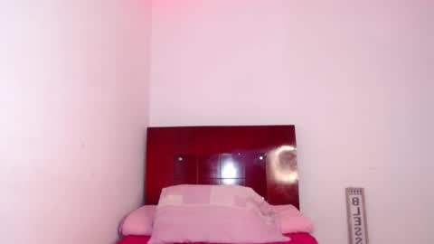 ava online show from October 15, 4:12 am