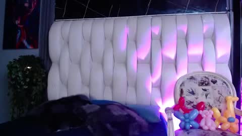 ava_jones_1 online show from February 12, 4:07 am