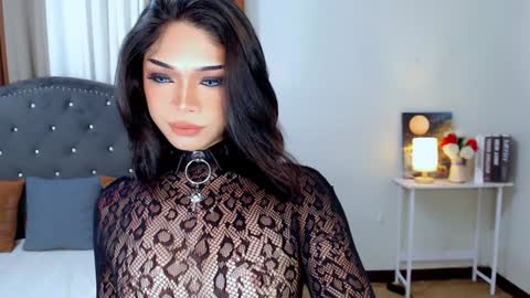 Ava online show from December 1, 11:36 pm
