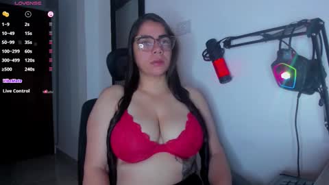 Snapshot of ava_muse chatting on December 13, 7:53 pm ava muse online show from December 13, 7:53 pm