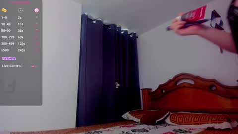 Snapshot of ava_muse chatting on January 16, 5:28 pm ava muse online show from January 16, 5:28 pm