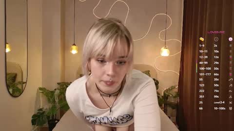 Snapshot of avabloom_ chatting on October 30, 10:21 pm avabloom_ online show from October 30, 10:21 pm